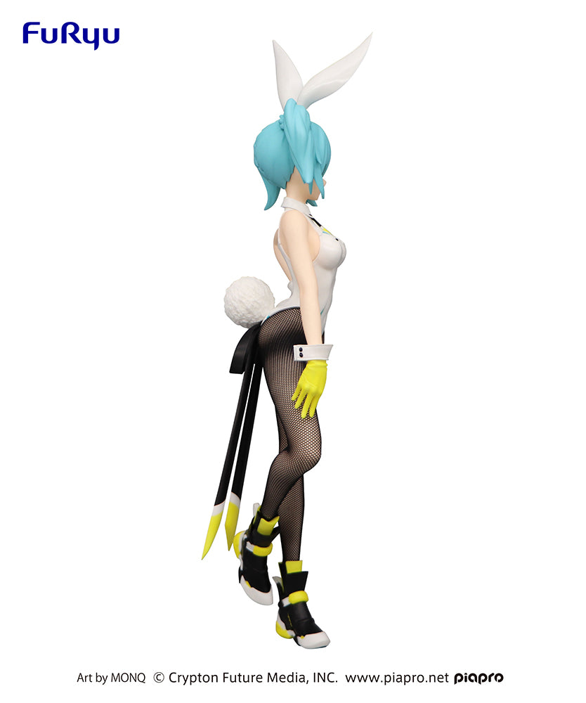 [PREORDER] Hatsune Miku Bicute Bunnies Figure-Street ver. - Glacier Hobbies - FURYU Corporation